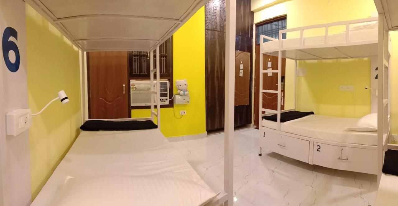 Hostel Hashtag Traveler'S Lakhnaú Exteriér fotografie