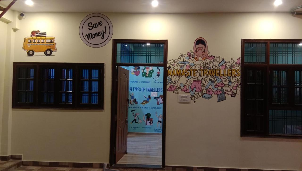 Hostel Hashtag Traveler'S Lakhnaú Exteriér fotografie